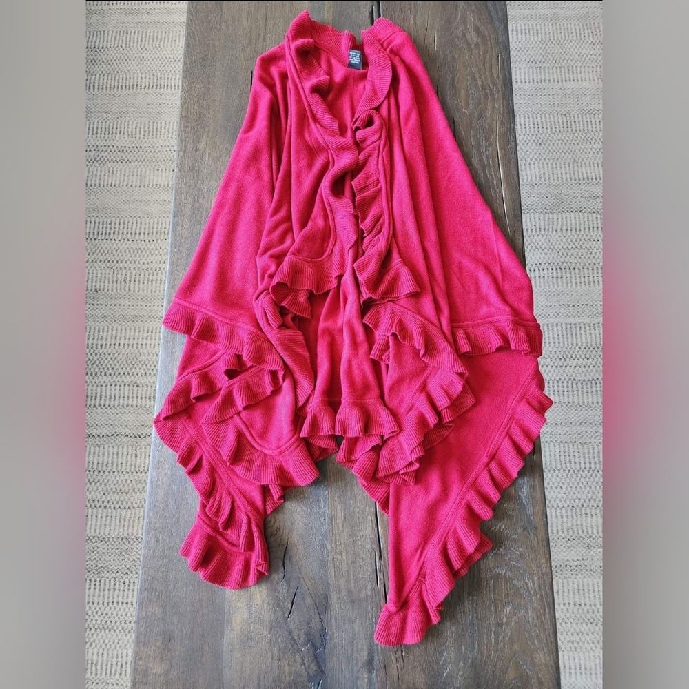 NWOT Red Ruffle Shawl Wrap One Size PRISTINE Condition